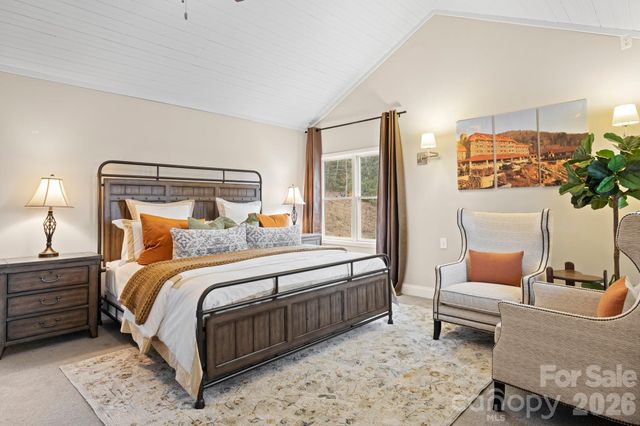 106 Bishop Cove Road, Fairview, NC 28730