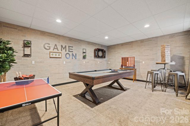 106 Bishop Cove Road, Fairview, NC 28730