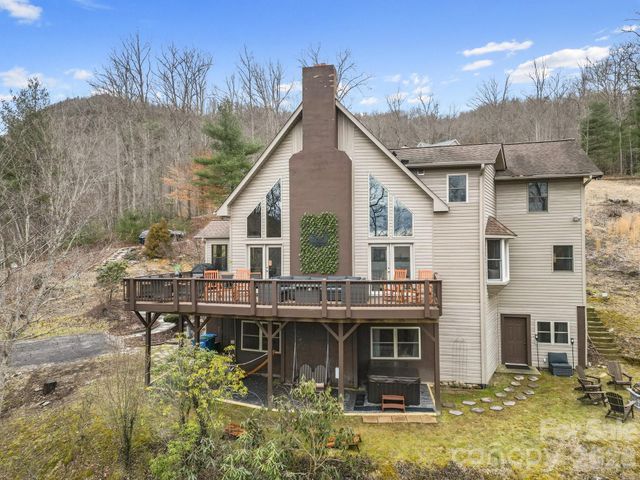 106 Bishop Cove Road, Fairview, NC 28730