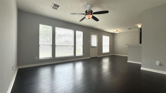 4243 Daisy Meadow Drive, Katy, TX 77449