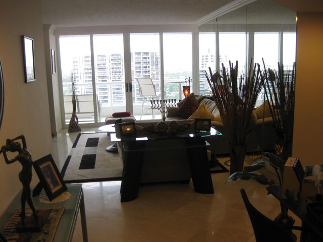 21055 Yacht Club Drive 1804, Aventura, FL 33180