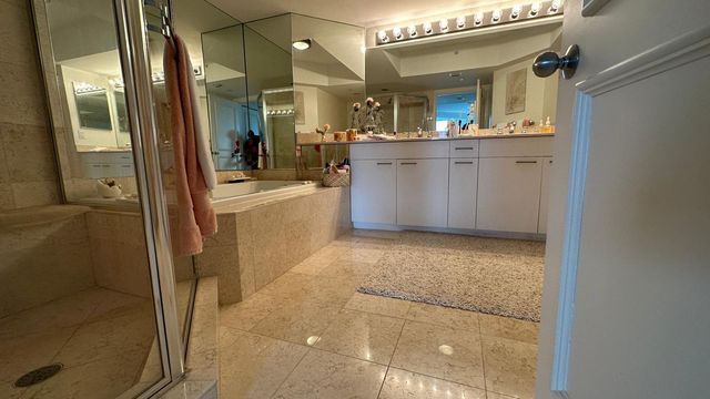 21055 Yacht Club Drive 1804, Aventura, FL 33180
