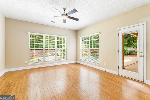 2022 Melrose Place, Kathleen, GA 31047