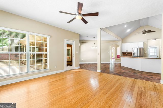 2022 Melrose Place, Kathleen, GA 31047