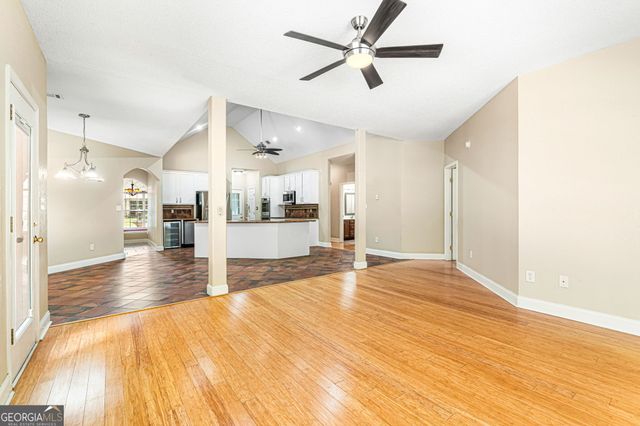 2022 Melrose Place, Kathleen, GA 31047