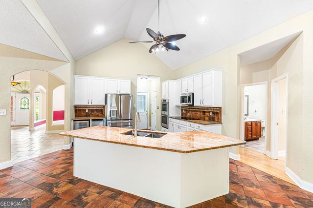 2022 Melrose Place, Kathleen, GA 31047