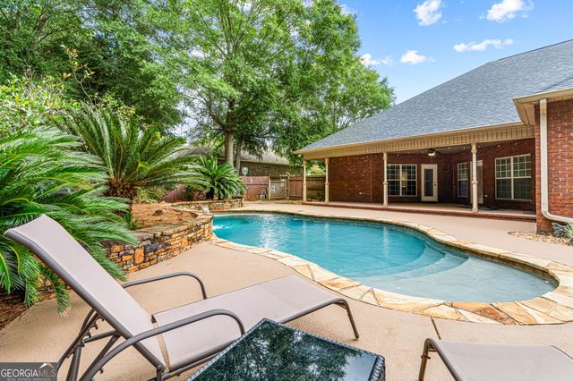 2022 Melrose Place, Kathleen, GA 31047