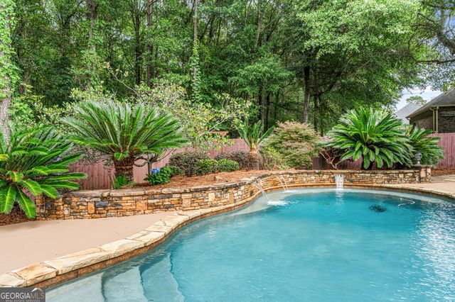 2022 Melrose Place, Kathleen, GA 31047