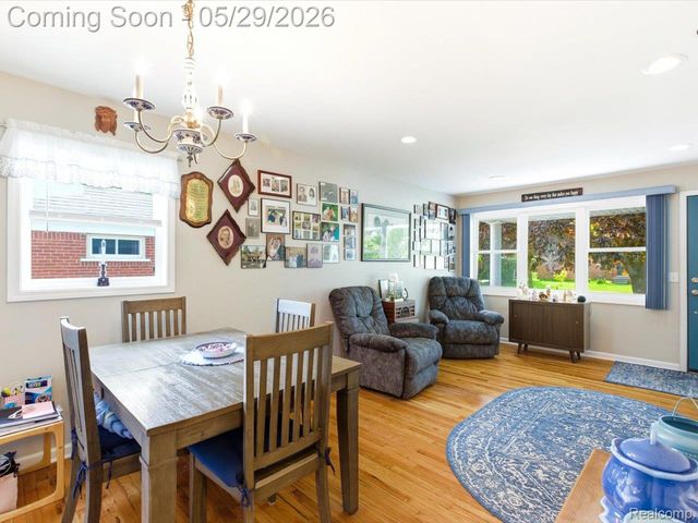651 Carolina Avenue, Marysville, MI 48040