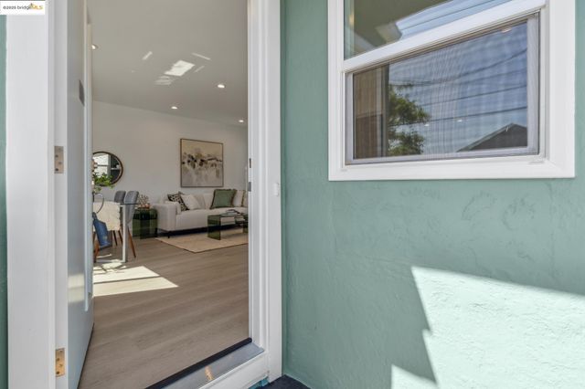 1606 Stannage Ave, Berkeley, CA 94702