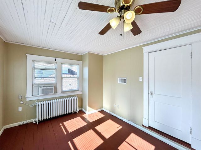 2023 YOUNG AVE, Memphis, TN 38104