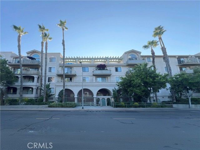 555 Maine Avenue 304, Long Beach, CA 90802