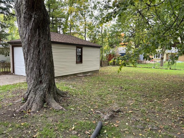 5111 N 62nd STREET, Milwaukee, WI 53218