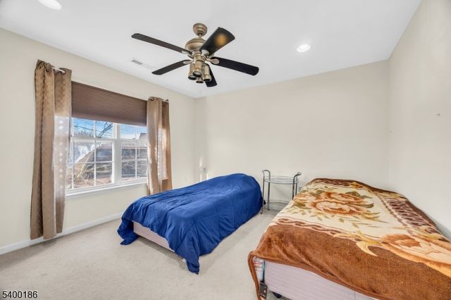 101 Timberhill Dr, Franklin Twp., NJ 08823