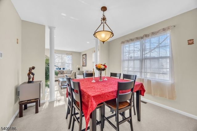 101 Timberhill Dr, Franklin Twp., NJ 08823