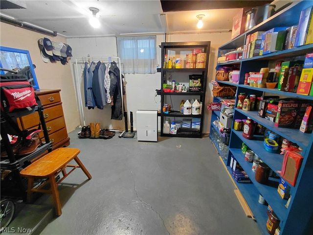 242 Cedar Road, Richmond, OH 43944