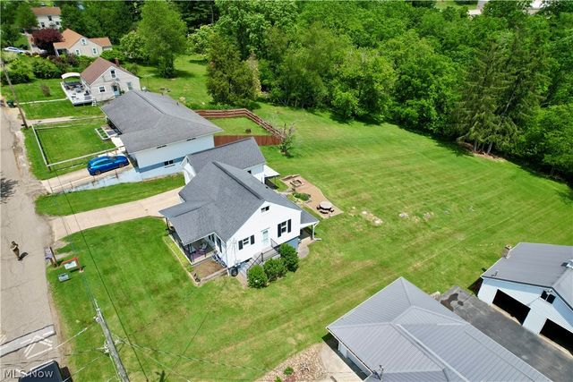 242 Cedar Road, Richmond, OH 43944