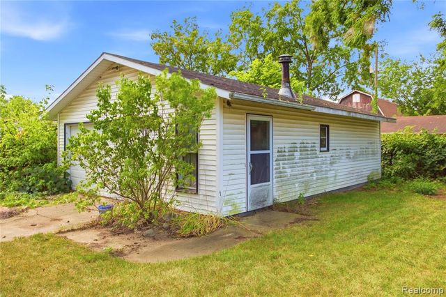 201 W Liberty Street, South Lyon, MI 48178