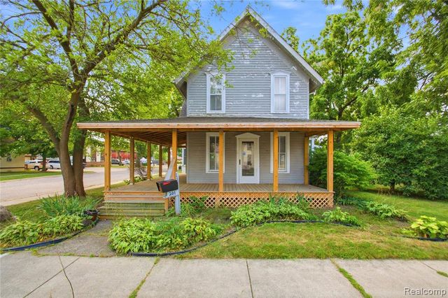 201 W Liberty Street, South Lyon, MI 48178