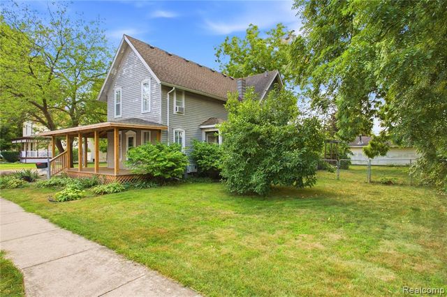 201 W Liberty Street, South Lyon, MI 48178
