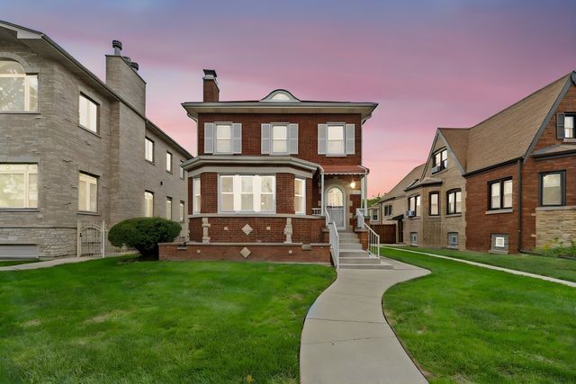 1646 N Sayre Avenue, Chicago, IL 60707