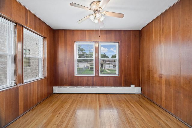 1646 N Sayre Avenue, Chicago, IL 60707