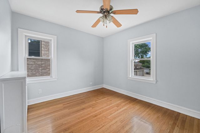 1646 N Sayre Avenue, Chicago, IL 60707