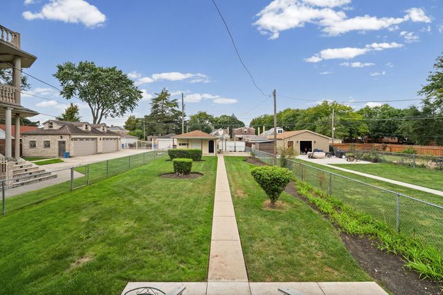 1646 N Sayre Avenue, Chicago, IL 60707