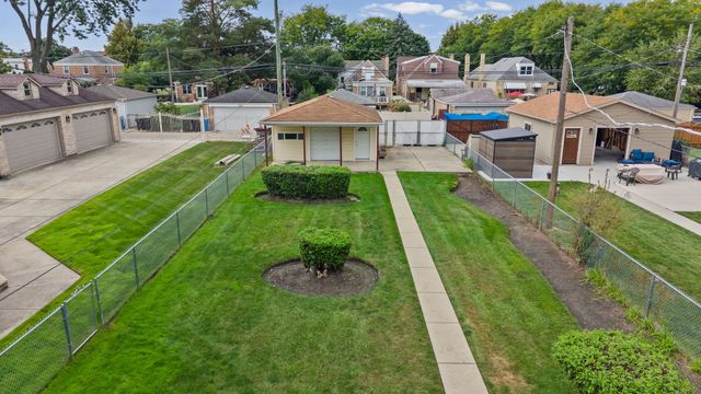 1646 N Sayre Avenue, Chicago, IL 60707