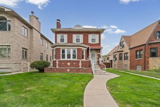 1646 N Sayre Avenue, Chicago, IL 60707