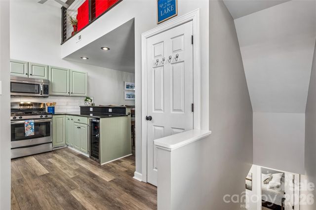 14021 Queens Harbor Road, Charlotte, NC 28278