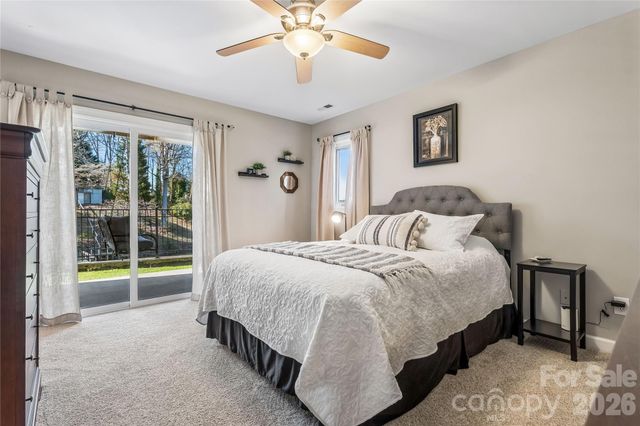 14021 Queens Harbor Road, Charlotte, NC 28278