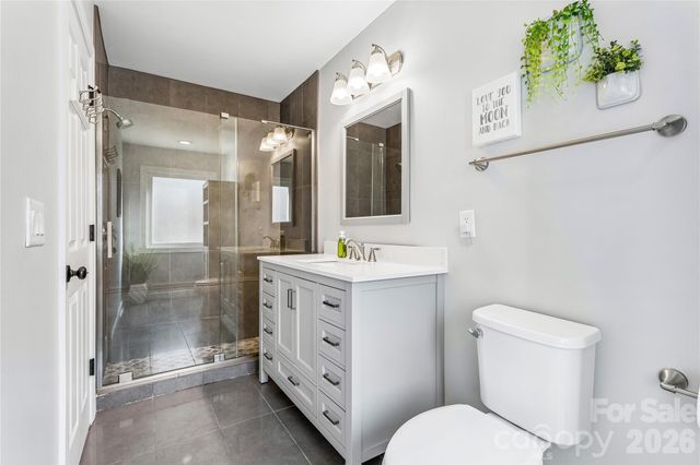 14021 Queens Harbor Road, Charlotte, NC 28278