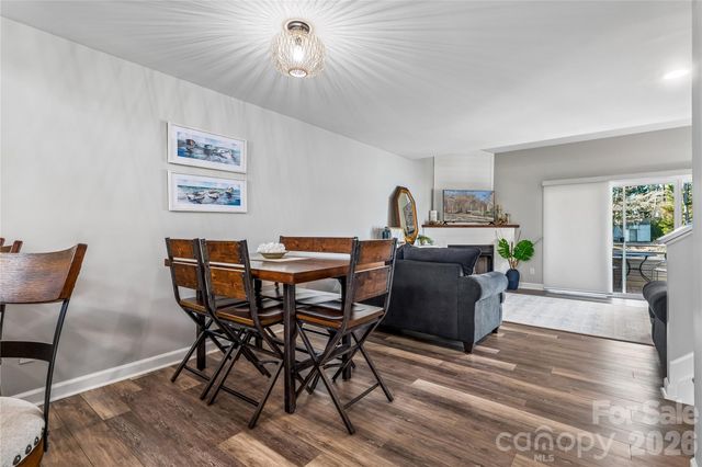 14021 Queens Harbor Road, Charlotte, NC 28278