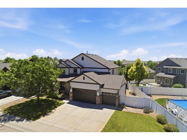 2710 Hydra Dr, Loveland, CO 80537