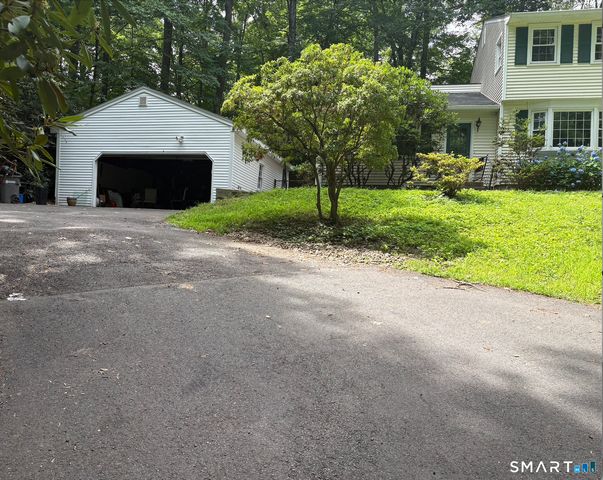 170 Bush Hill Road, Manchester, CT 06040