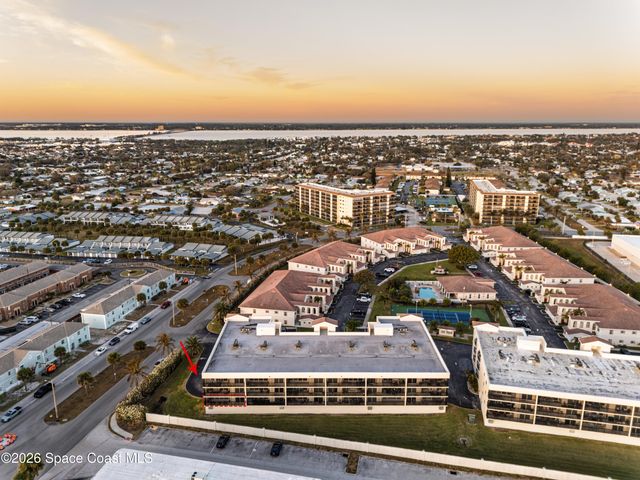 121 Lancha Circle 107, Satellite Beach, FL 32937