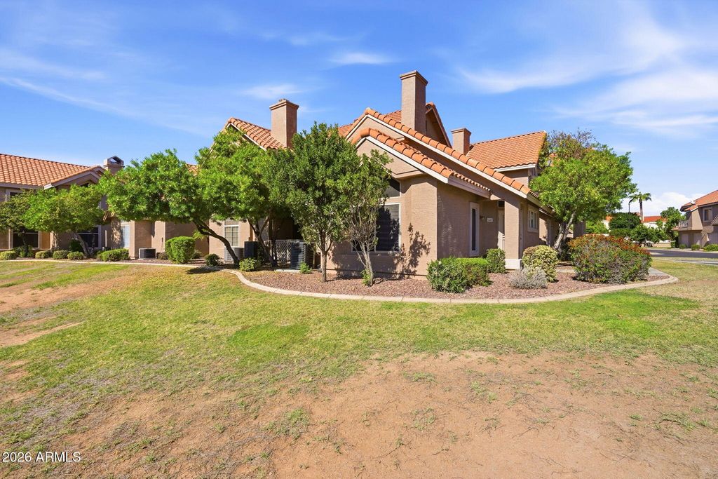 1633 E LAKESIDE Drive 147, Gilbert, AZ 85234 — photo 2
