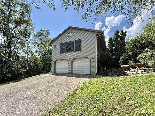 3029 Ruger Avenue, Janesville, WI 53546