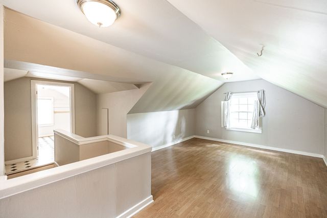 572 Hawkins Dr, Gallatin, TN 37066