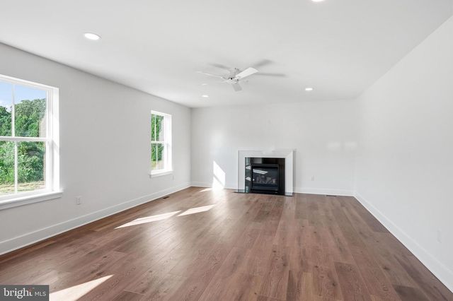 413 ATCO AVE, Atco, NJ 08004
