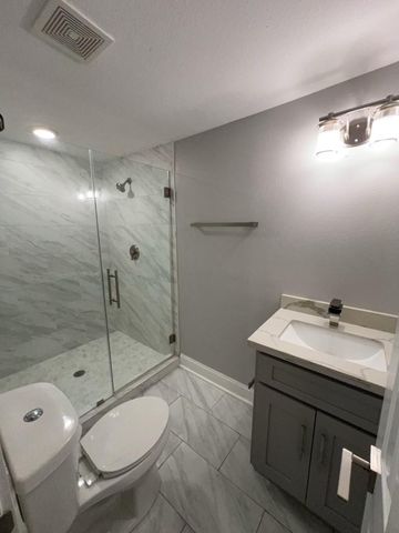 401 Walton Street, Houston, TX 77009