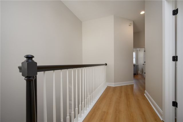 100 Summerlawn Dr, Bell Acres, PA 15143