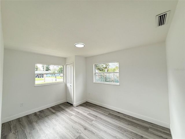 2329 W DORIS STREET, Kissimmee, FL 34741