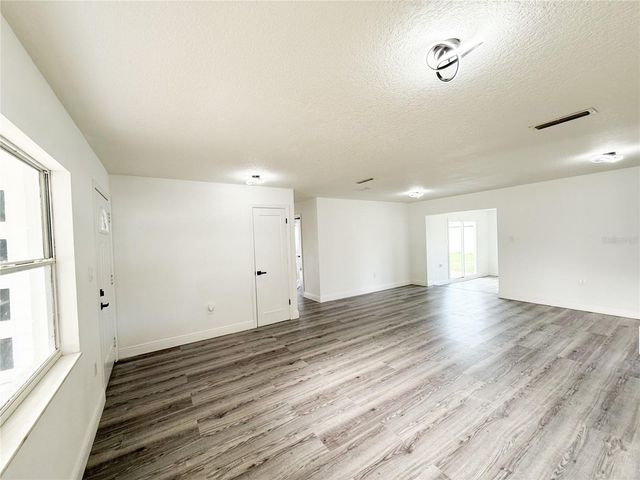 2329 W DORIS STREET, Kissimmee, FL 34741