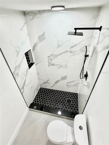 2329 W DORIS STREET, Kissimmee, FL 34741