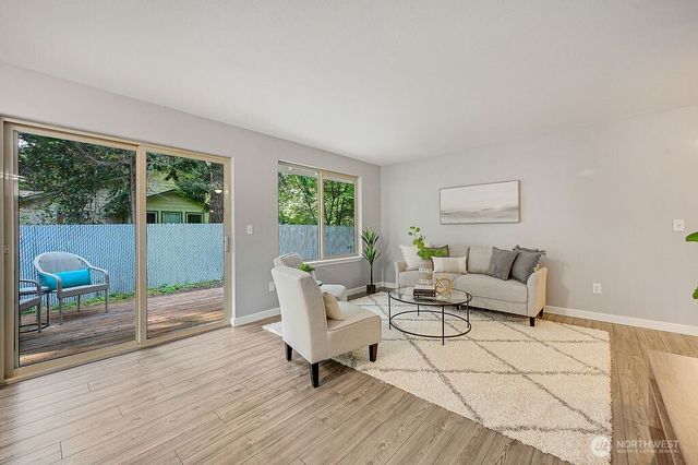 52 Penny Lane, Port Townsend, WA 98368