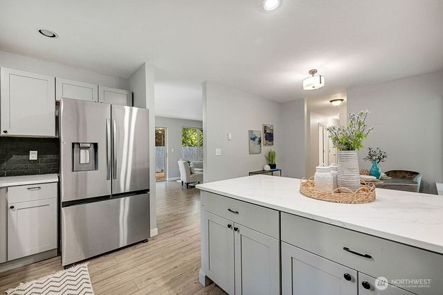 52 Penny Lane, Port Townsend, WA 98368