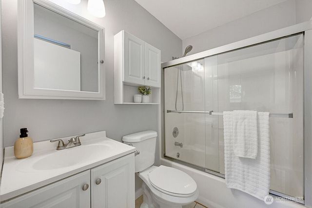 52 Penny Lane, Port Townsend, WA 98368