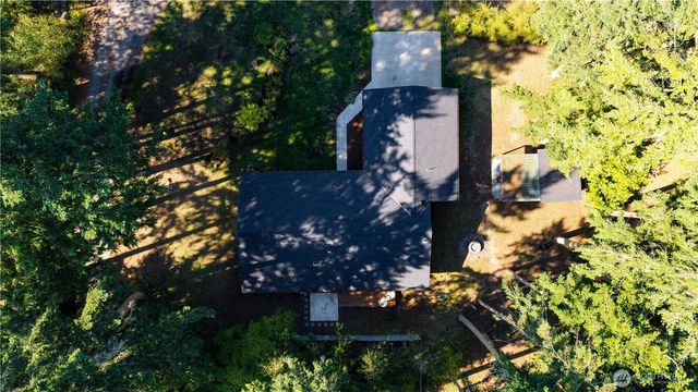52 Penny Lane, Port Townsend, WA 98368